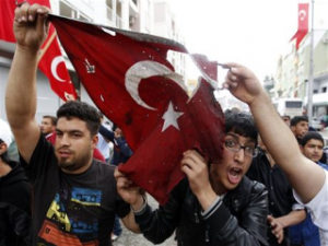 JV4b29a0_ANK11_SYRIA_CRISIS_TURKEY_0513_11_TOP