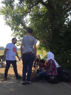 Pro změnu dobrovolník z arabským původem, leč pracovník slovenské organizace Magna. To oni zajišťovali největším podílem chod tohoto tábora