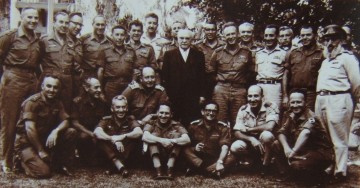 israeli_president_zalman_shazar_with_idf_general_staff